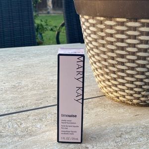 Mary Kay Matte Foundation